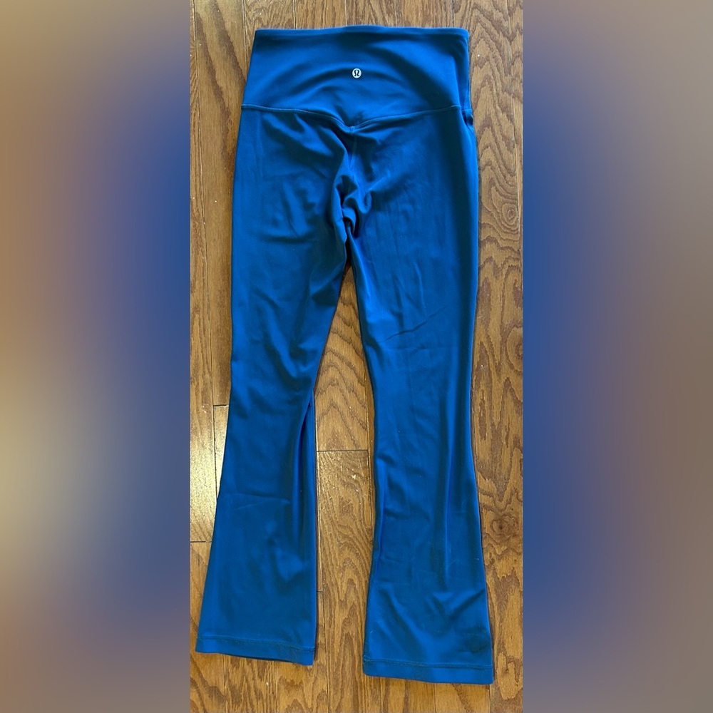 Grayish/Blue Lululemon yoga pants for women